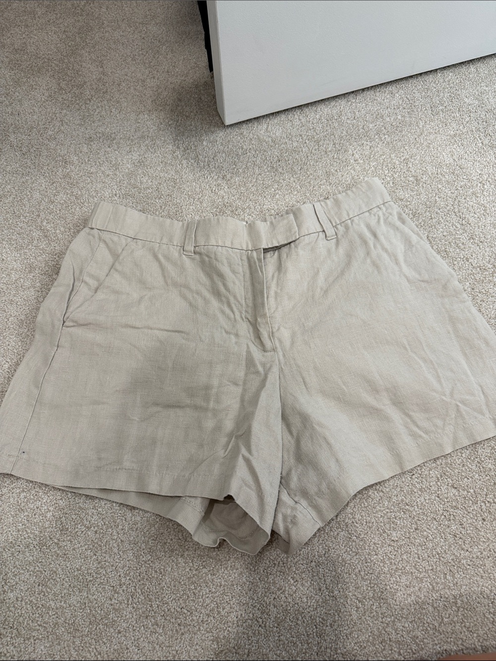 Abercrombie & Fitch Light Beige High-Rise Linen-Blend Shorts